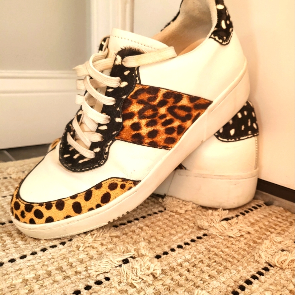 Women's Casual Shoes